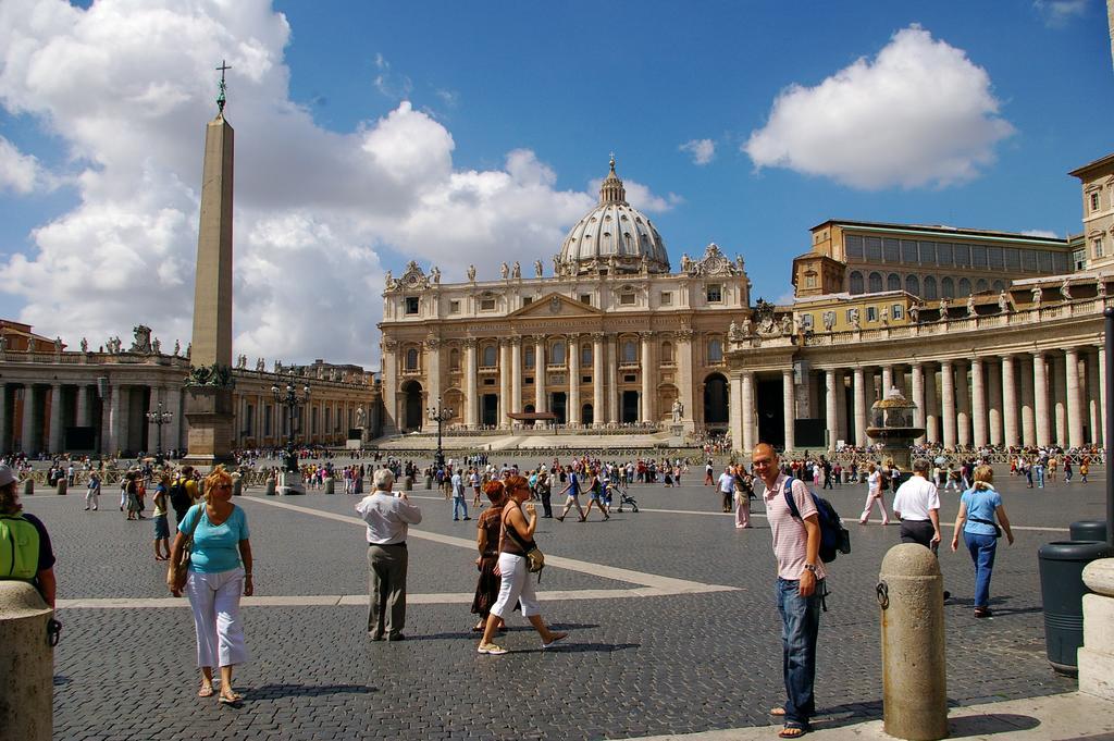 Vatican Heart Frühstückspension